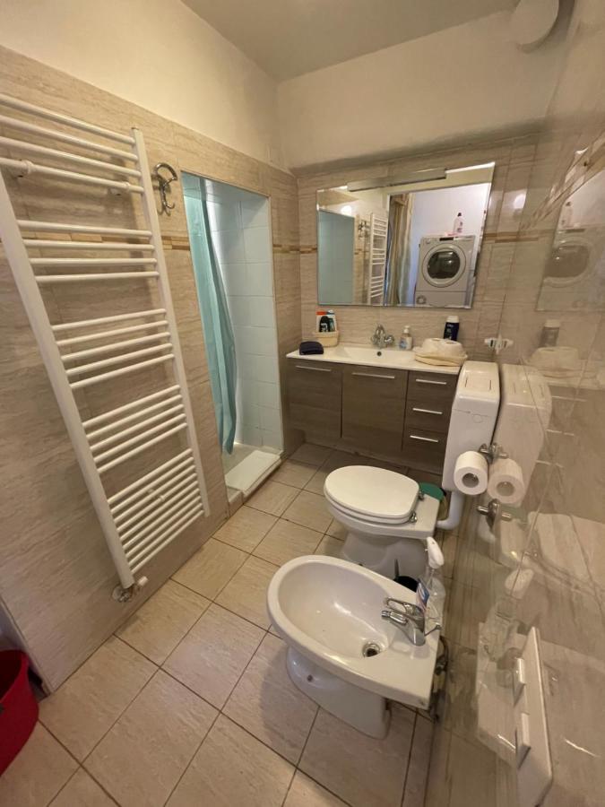 Home Lovers Apartment Venesia Bagian luar foto