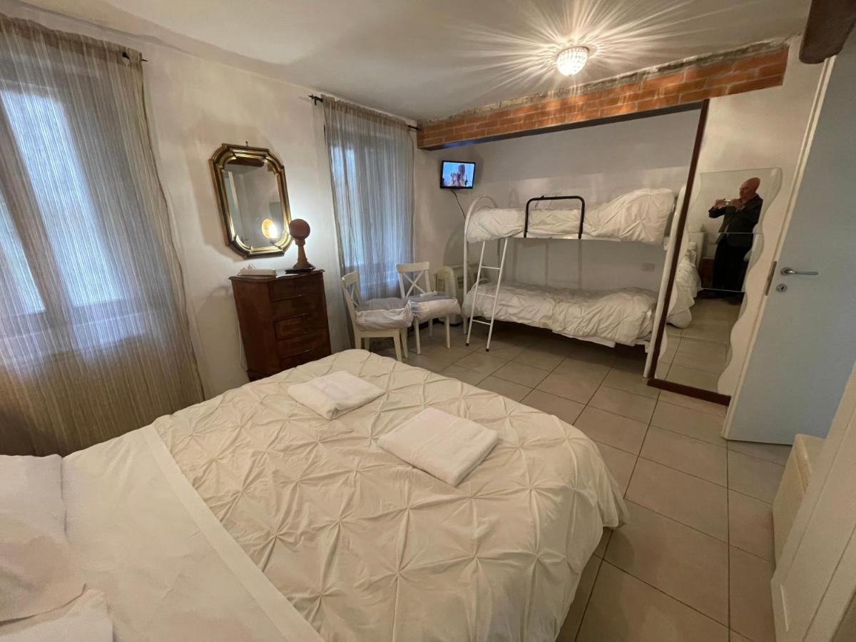 Home Lovers Apartment Venesia Bagian luar foto